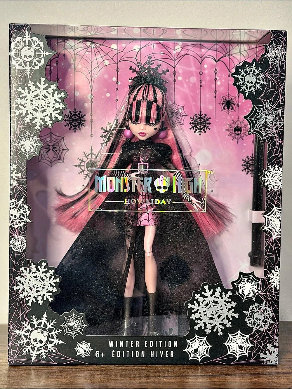 Monster High Howliday Winter Edition Draculaura Doll